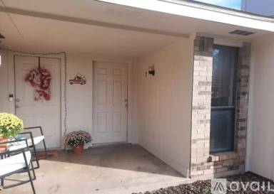 Main picture of 4802 Kingston Dr