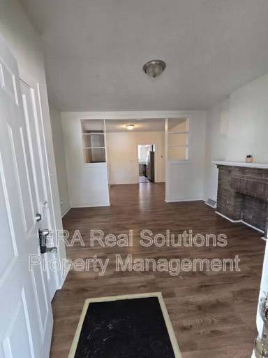 Main picture of 2557 Sullivant Ave