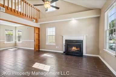 Main picture of 192 Lees Mill Dr