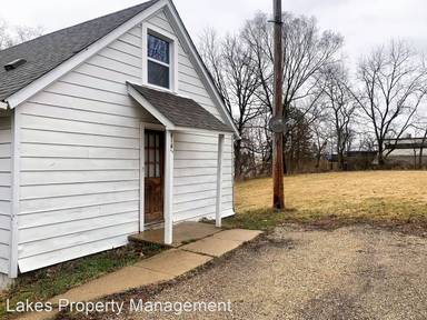 Main picture of 616 1/2 Sheridan Springs Rd