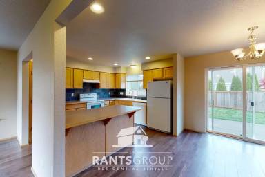 Main picture of 6428 Candace Ct SE