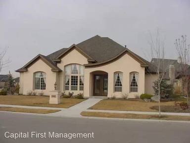 Main picture of 458 W River Trail Ct
