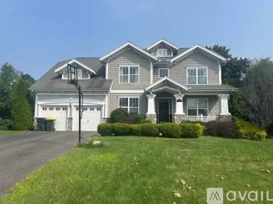Main picture of 4 Independence Cir