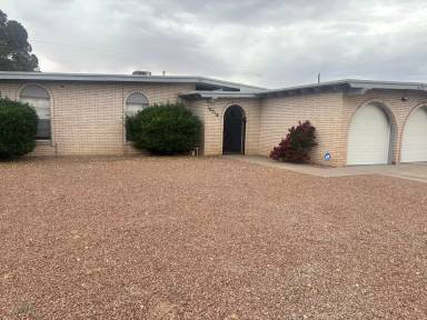 Main picture of 10316 Ashwood Dr