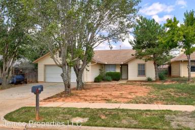 Main picture of 9681 Grissom Dr