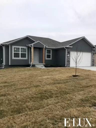 Main picture of 703 Poplar Cir