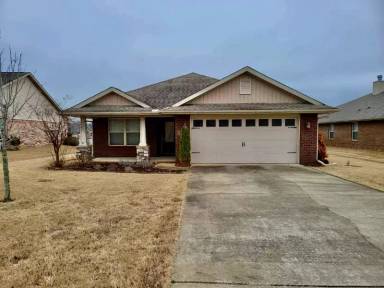 Main picture of 374 Northlake Dr