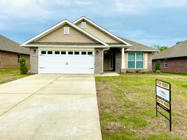 Main picture of 9103 Eagle Trace Dr SE