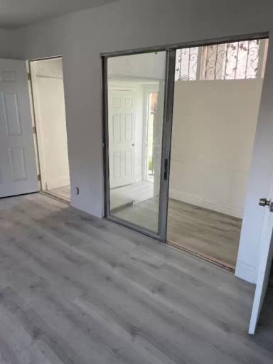 Main picture of 5447 Blackwelder St