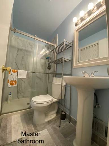 Main picture of 77 Arlen St