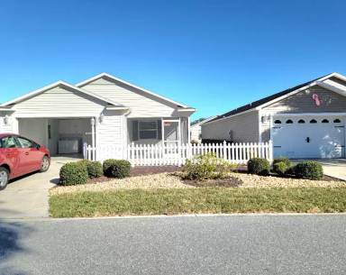 Main picture of 2433 Upton St