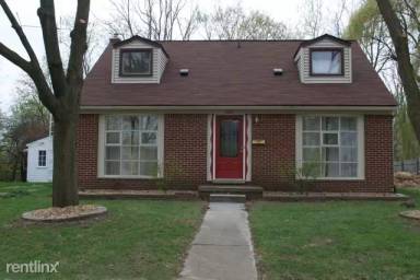 Main picture of 2221 Walter Dr