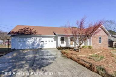 Main picture of 622 S Jeff Davis Dr