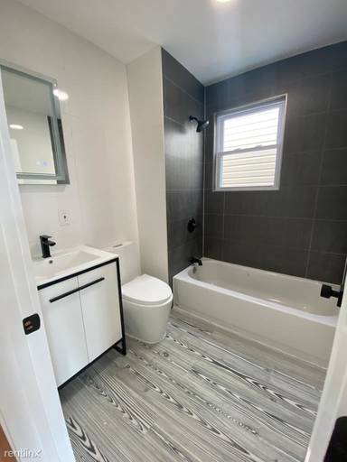 Main picture of 90 Graham St
