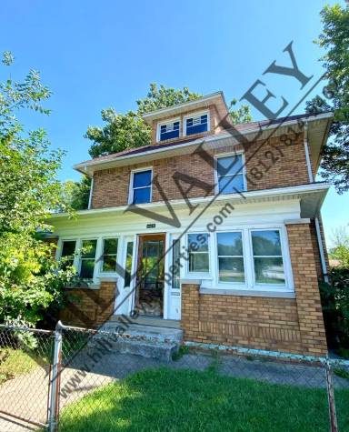Main picture of 605 1/2 N 13th St
