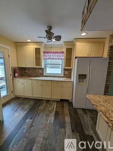 Main picture of 28 Ross St