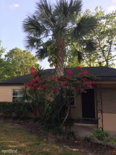 Main picture of 241 Lake Ellen Dr