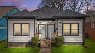 Main picture of 609 Parsons St SW