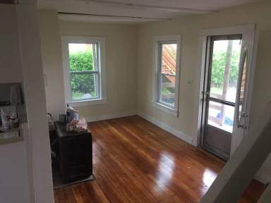 Main picture of 64 Grove St