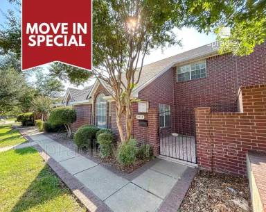 Main picture of 2012 S 55th St