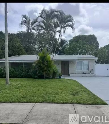 Main picture of 6180 SW 42nd Ct