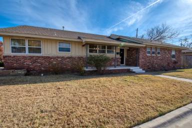 Main picture of 5012 N Linn Ave