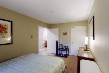 Main picture of 57 Union Ave