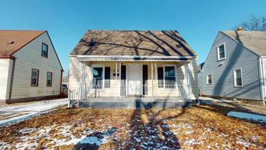 Main picture of 1784 Reo Ave