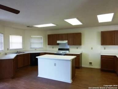 Main picture of 4907 Lakebend East Dr