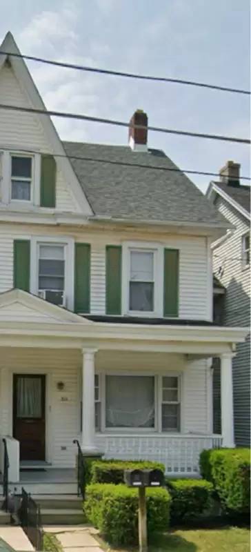 Main picture of 311 Williams St