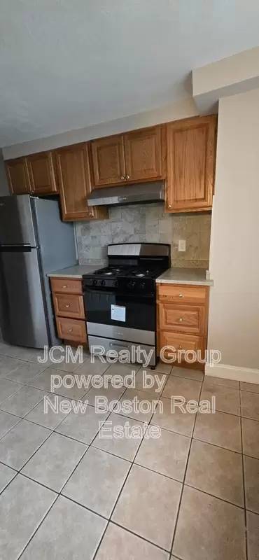 Main picture of 88 Main St