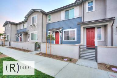 Main picture of 4096 E Lily Paseo