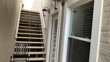 Main picture of 100 W Commerce St