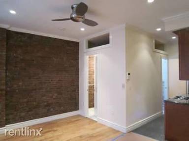Main picture of 11 W 103rd St