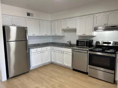 Main picture of 359 S Williams