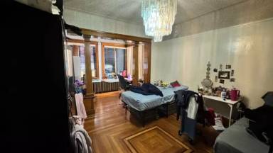 Main picture of 656 Palisade Ave