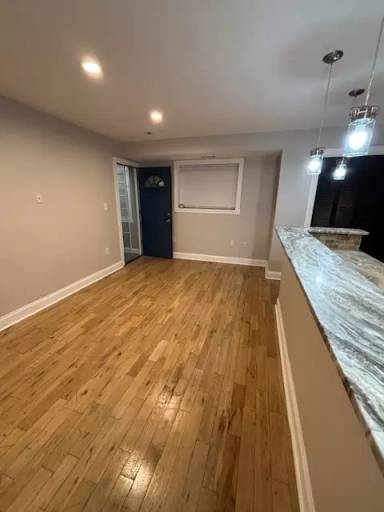 Main picture of 846 48th St NE