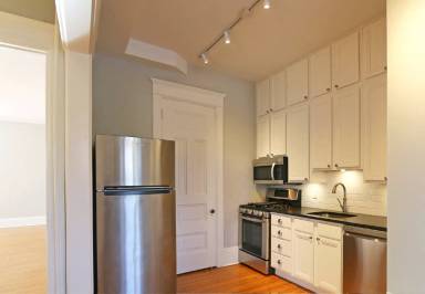 Main picture of Summit Apartments