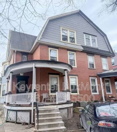 Main picture of 16 N Rigby Ave