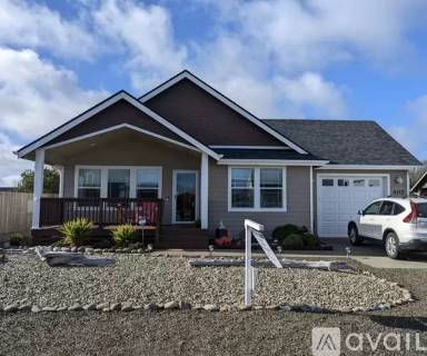 Main picture of 402 Impala St SW