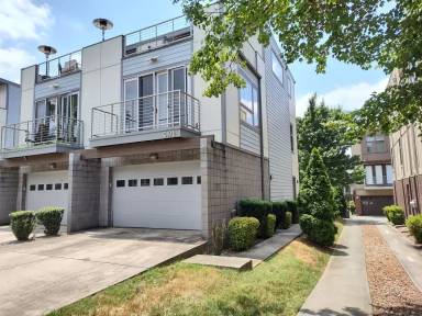 Main picture of 919 Westbrook Dr