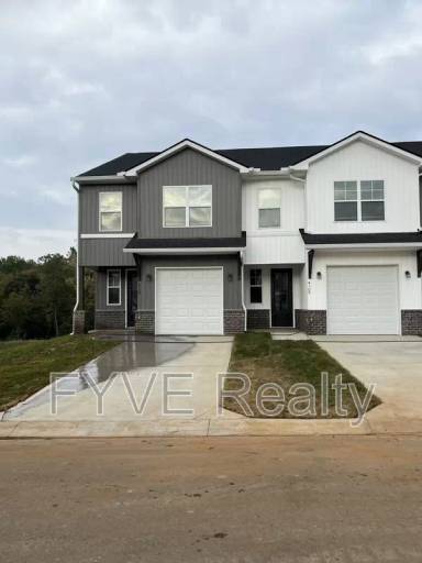 Main picture of 4020 Laughing Brook Way