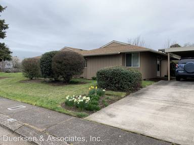 Main picture of 2336 NW Green Cir