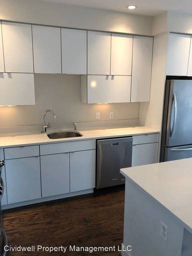Main picture of 2920 Georgia Ave NW