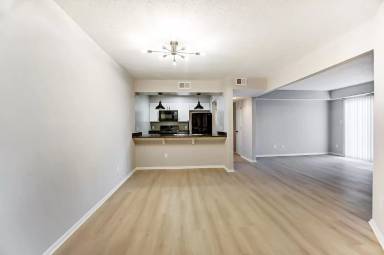 Main picture of Coventry Court West