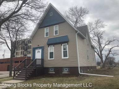 Main picture of 1901 W Monroe St