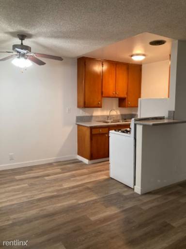 Main picture of 3966 Inglewood Blvd
