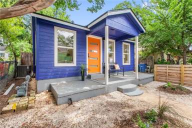 Main picture of 2208 Santa Rita St