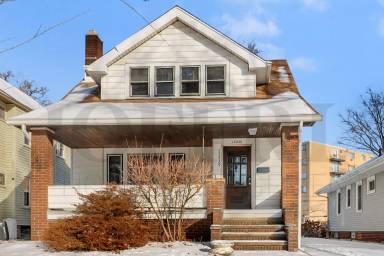 Main picture of 15339 Glencoe Ave