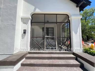 Main picture of 320 3rd St